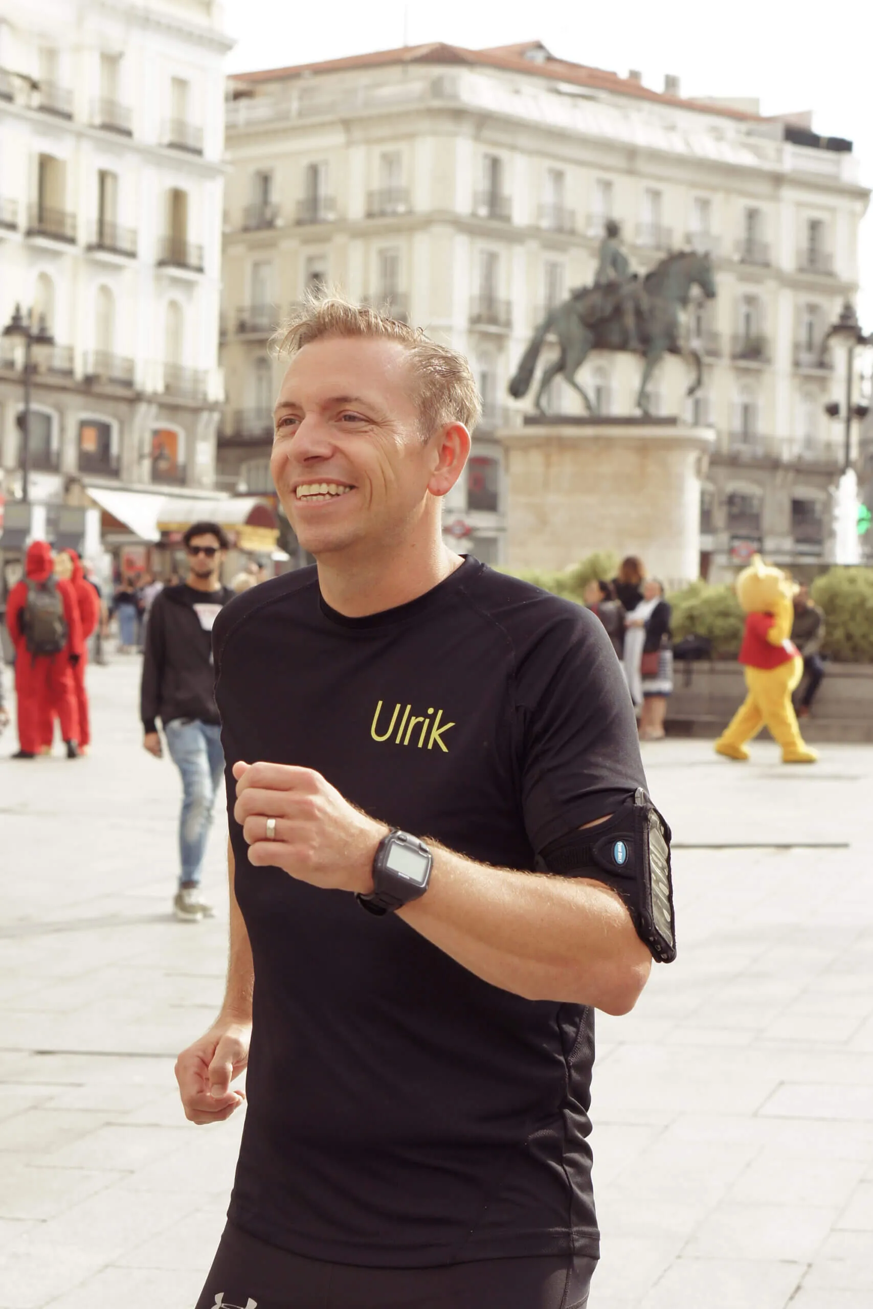 Ulrik, founder of Local Run Guide, running in Madrid